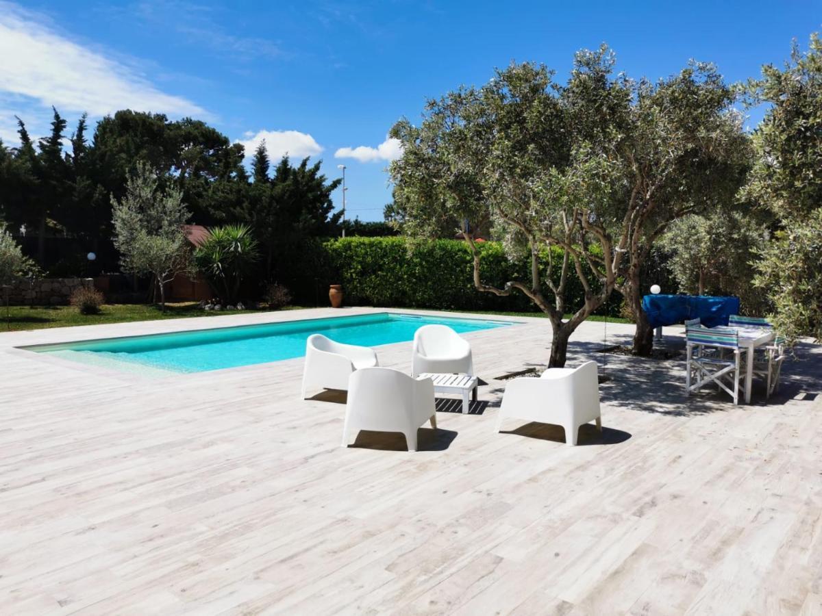 Villa Hibiscus Castellammare del Golfo Exteriör bild