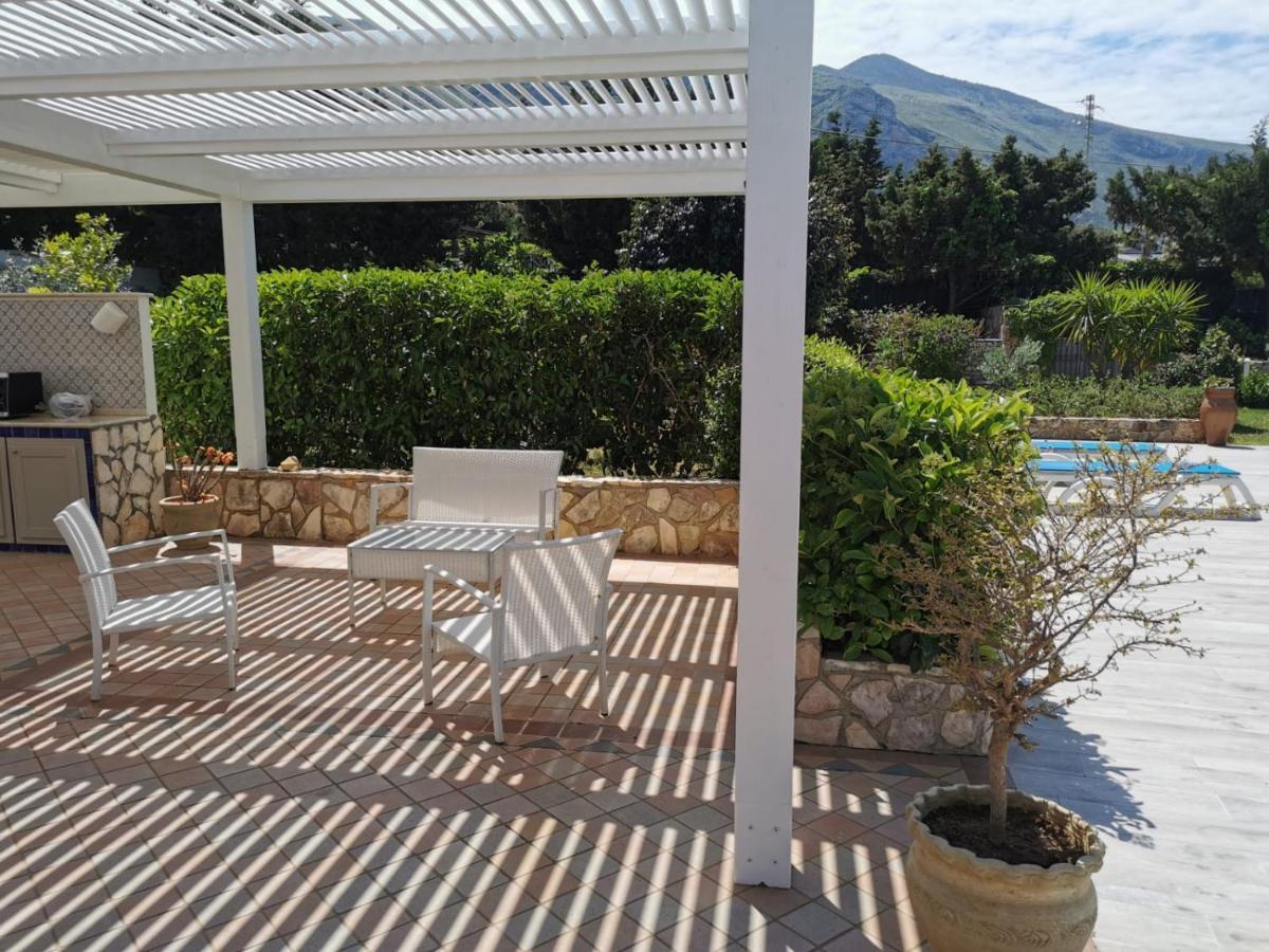 Villa Hibiscus Castellammare del Golfo Exteriör bild