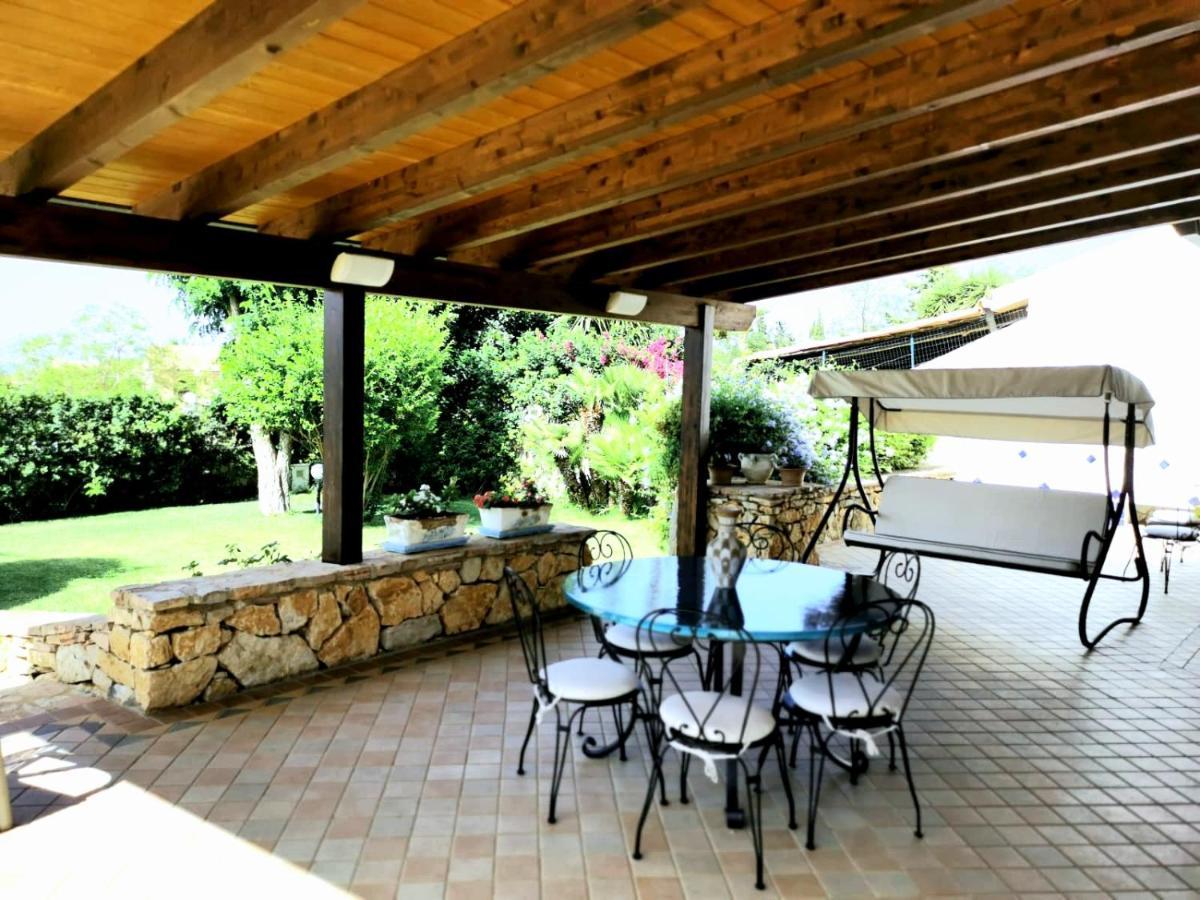 Villa Hibiscus Castellammare del Golfo Exteriör bild